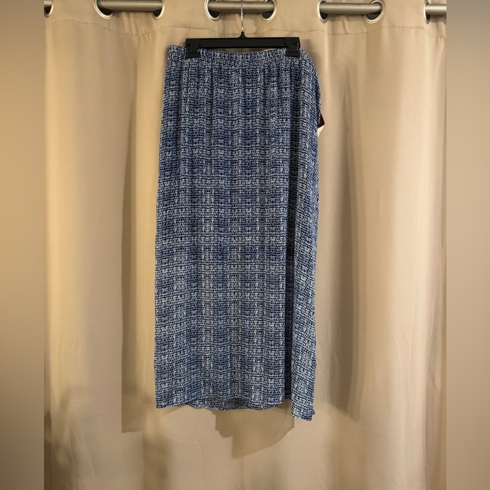 NWT Faded Glory Blue Textured Long Skirt